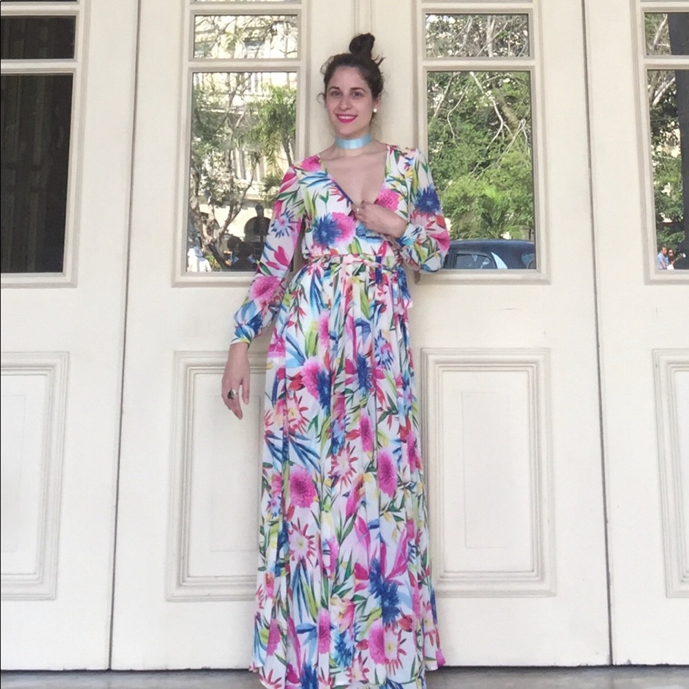 Selling this floral dress!